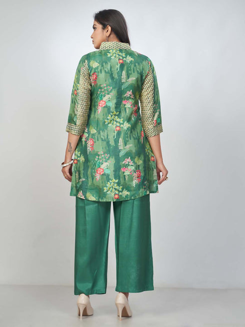 Amchoor Green Russian Silk Embroidered Kurta and Trouser Set for Womens