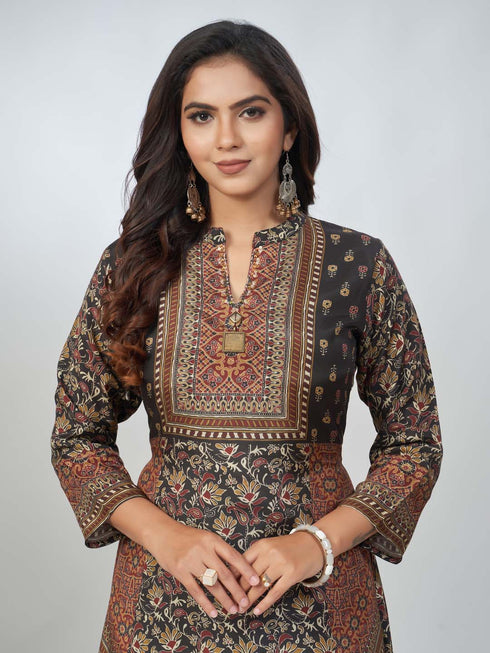 Amchoor Black Viscose silk Digital Prints Kurta and Trouser Set for Womens