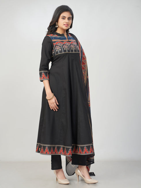 Amchoor Black Cotton Solid Kurti Set for Womens