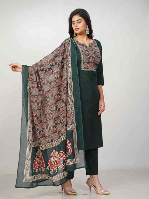 Amchoor Green Cotton Solid Kurti Set for Womens