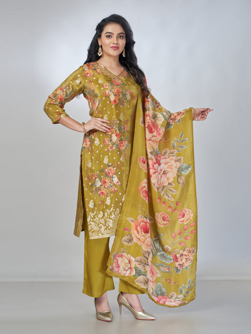 Amchoor Green Shimmer Jacqurd Floral Kurta Sets For Womens