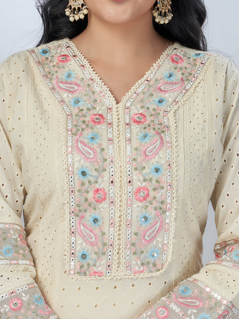 Amchoor Off White Cotton Embroidered Kurta Sets For Womens