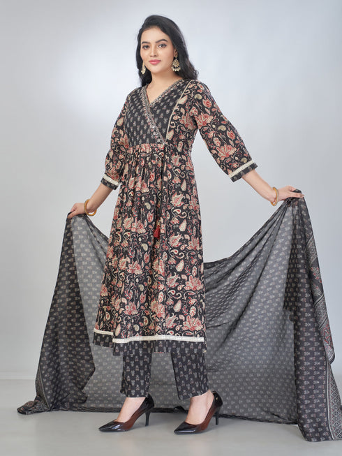 Amchoor Black Cotton Floral Kurta Sets For Womens