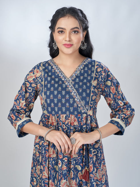 Amchoor Blue Cotton Floral Kurta Sets For Womens