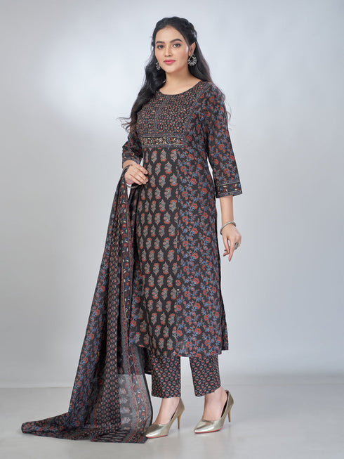 Amchoor Black Cotton Floral Kurta Sets For Womens