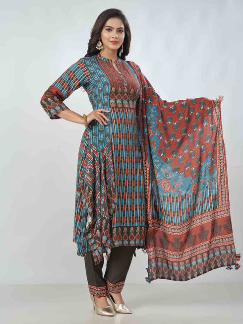 Amchoor Blue Viscose Silk Digital Prints Kurta Sets For Womens