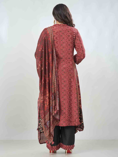Amchoor Maroon Viscose Silk Digital Prints Kurta Sets For Womens